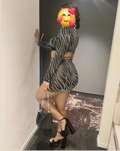 604947779: Chica busca chico en Madrid