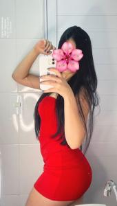 631406428: Chica busca chico en Madrid