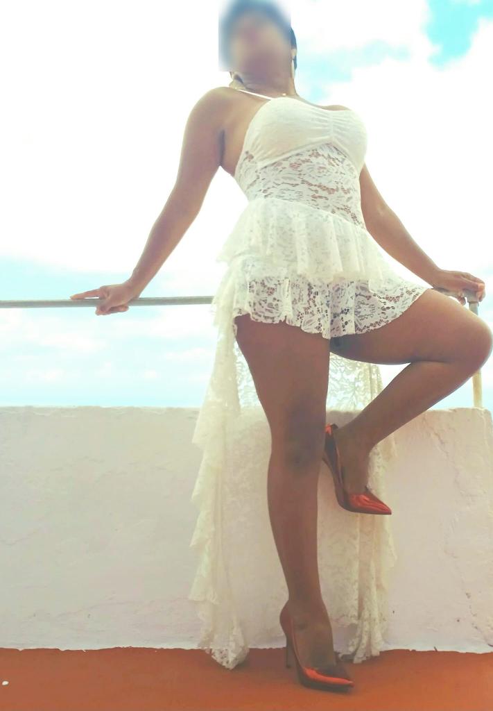 Chica busca chico en Tenerife: 