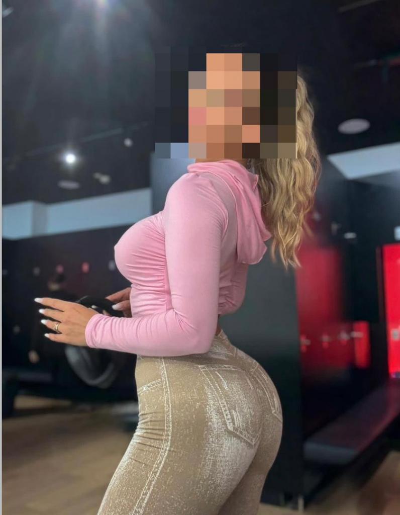 Chica busca chico en Cádiz: 