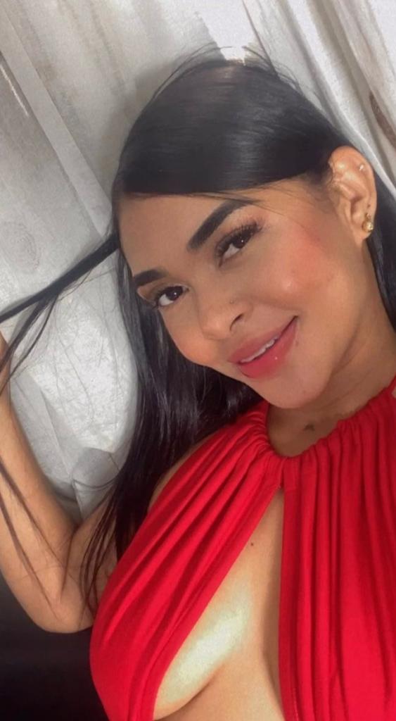 651161527: Chica busca chico en Madrid