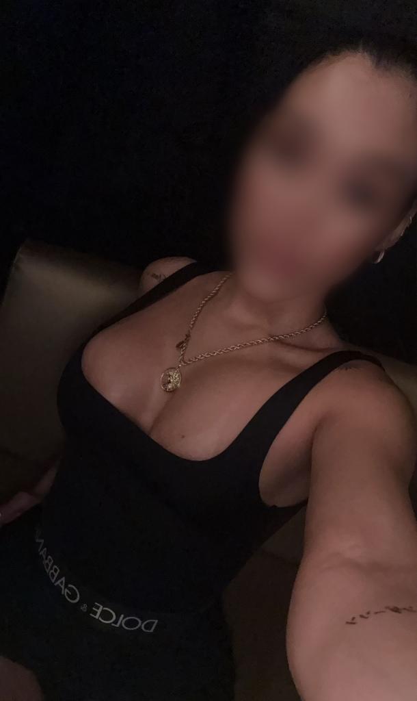 Chica busca chico en Granada: 