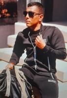 722494883: Chico busca chica en Pontevedra