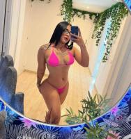 695772668: Chica busca chico en Madrid