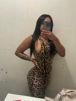 695772668: Chica busca chico en Madrid