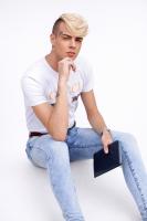 613586937: Chico busca chica en Alicante