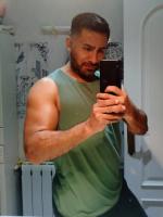 641960203: Chico busca chica en Madrid