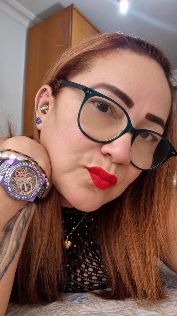 624088074: Chica busca chico en Huelva