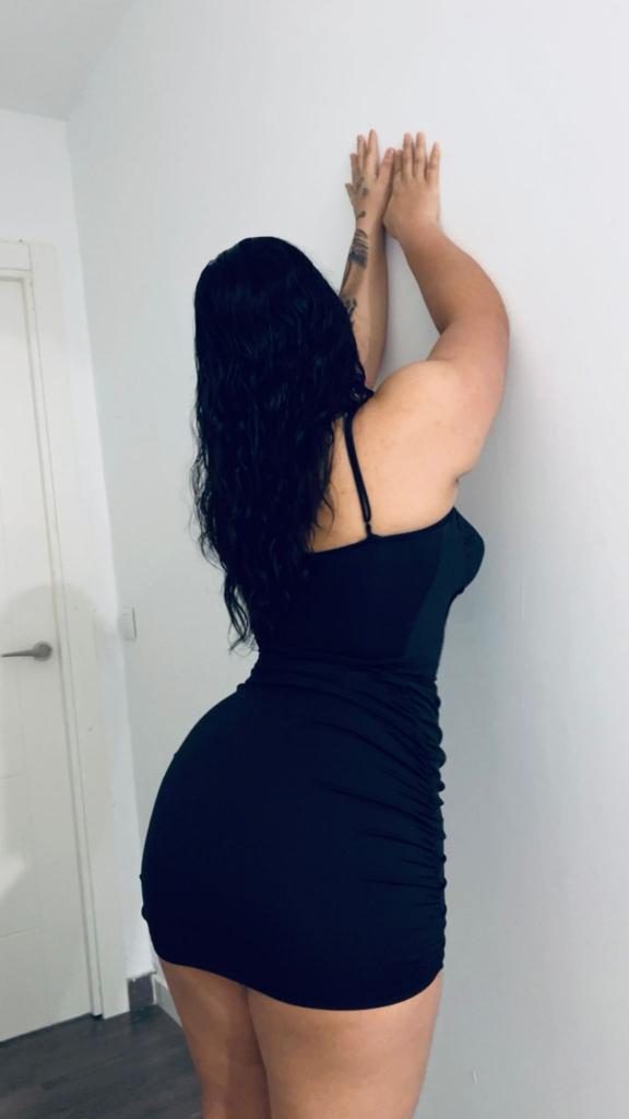 613555235: Chica busca chico en Madrid