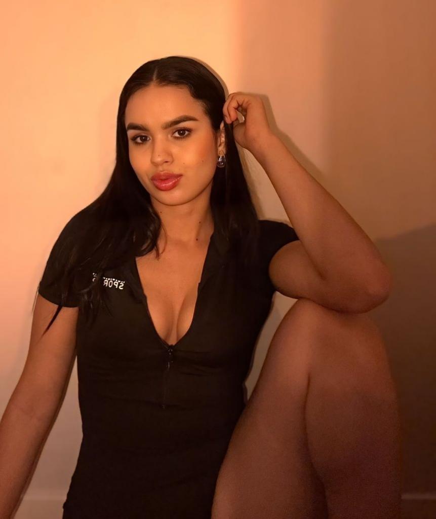 Chica busca chico en Tenerife: 