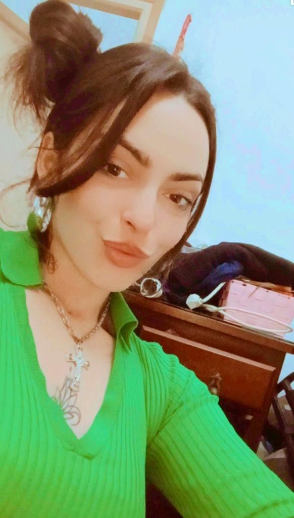 Chica busca chico en Sevilla: 