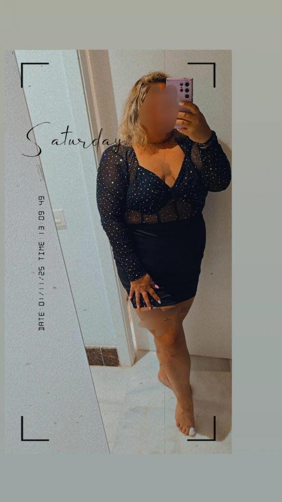 Chica busca chico en Cádiz: 