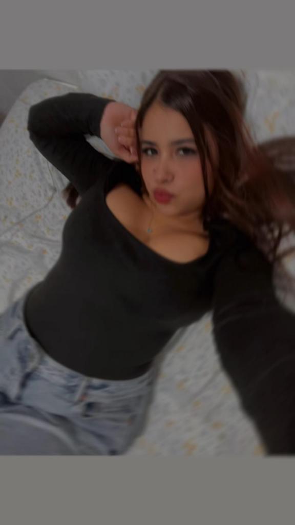 Chica busca chico en Valencia: Chica busca chico