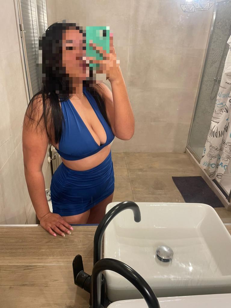 643896434: Chica busca chico en Madrid