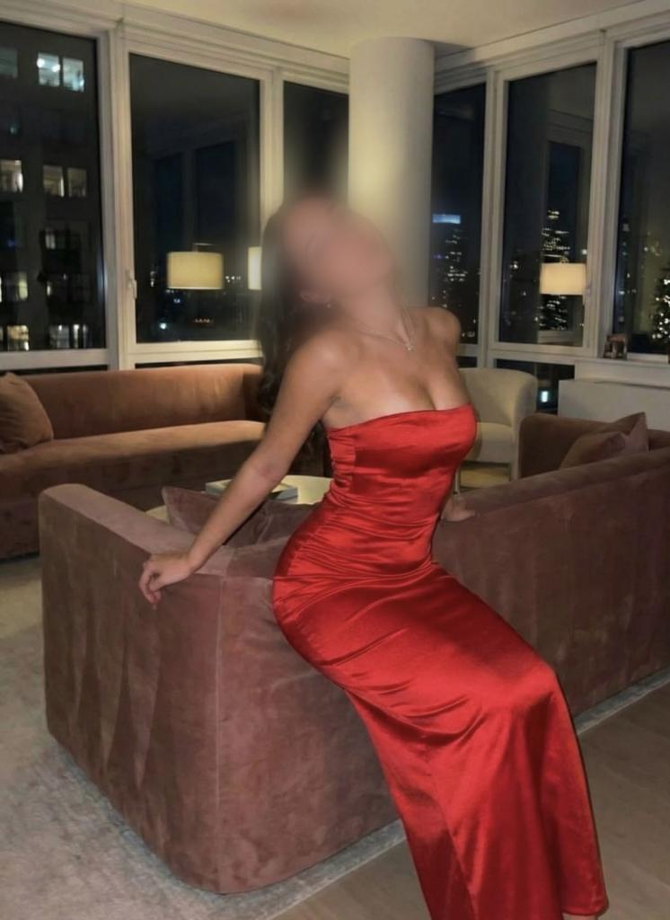 Chica busca chico en Murcia: Chica busca chico