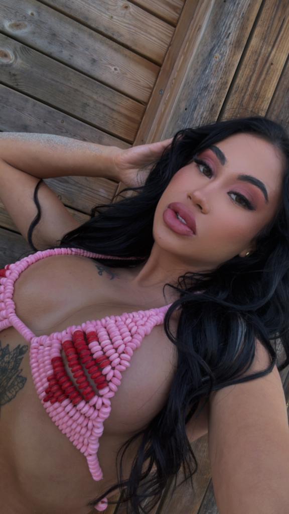 Chica busca chico en Ibiza: 