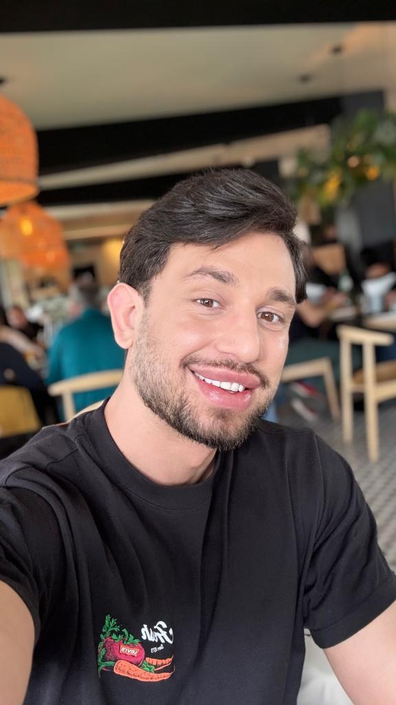 Chico busca chica en Pontevedra: 