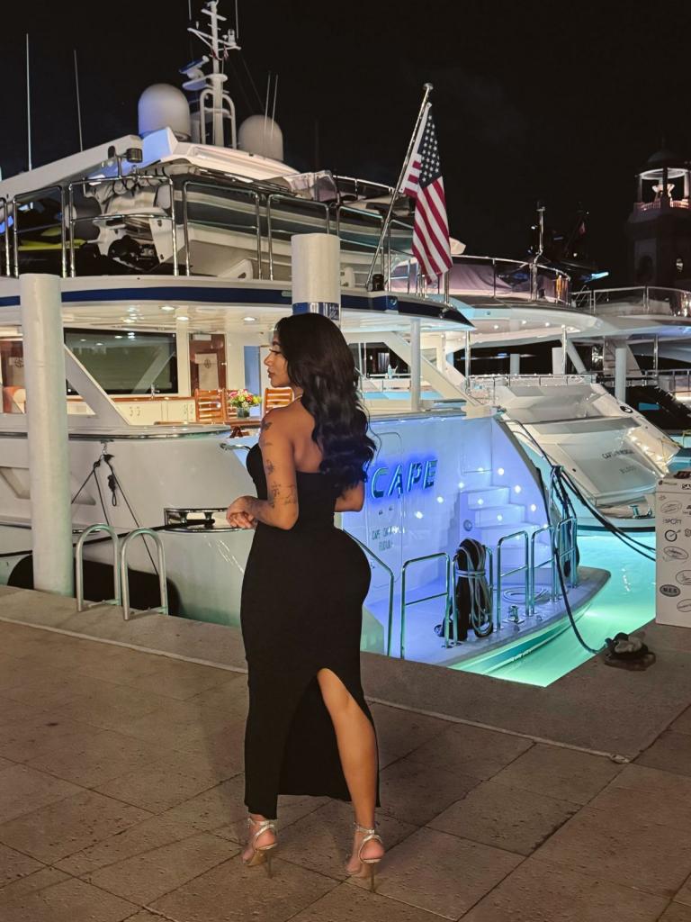 642403336: Chica busca chico en Almería