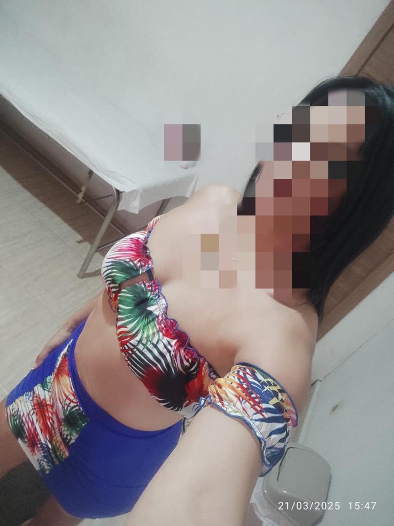 Chica busca chico en Almería: 