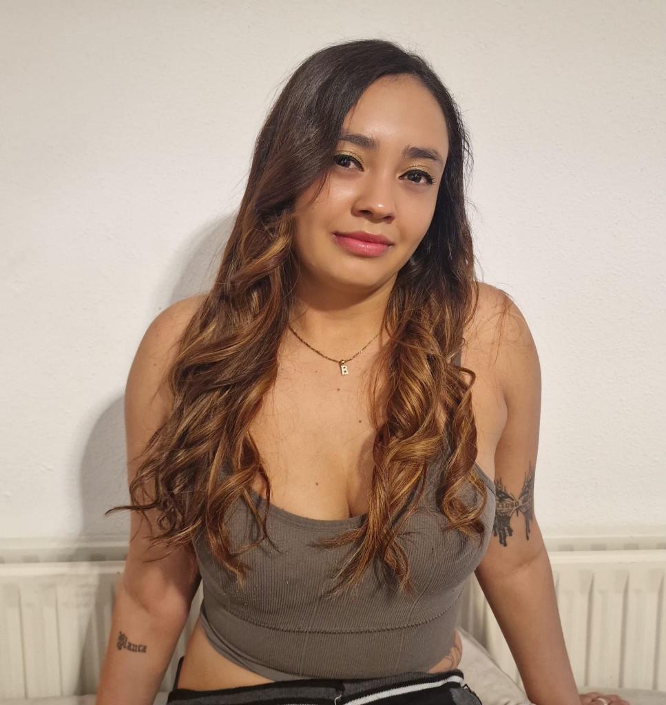 Chica busca chico en Madrid: Chica busca chico