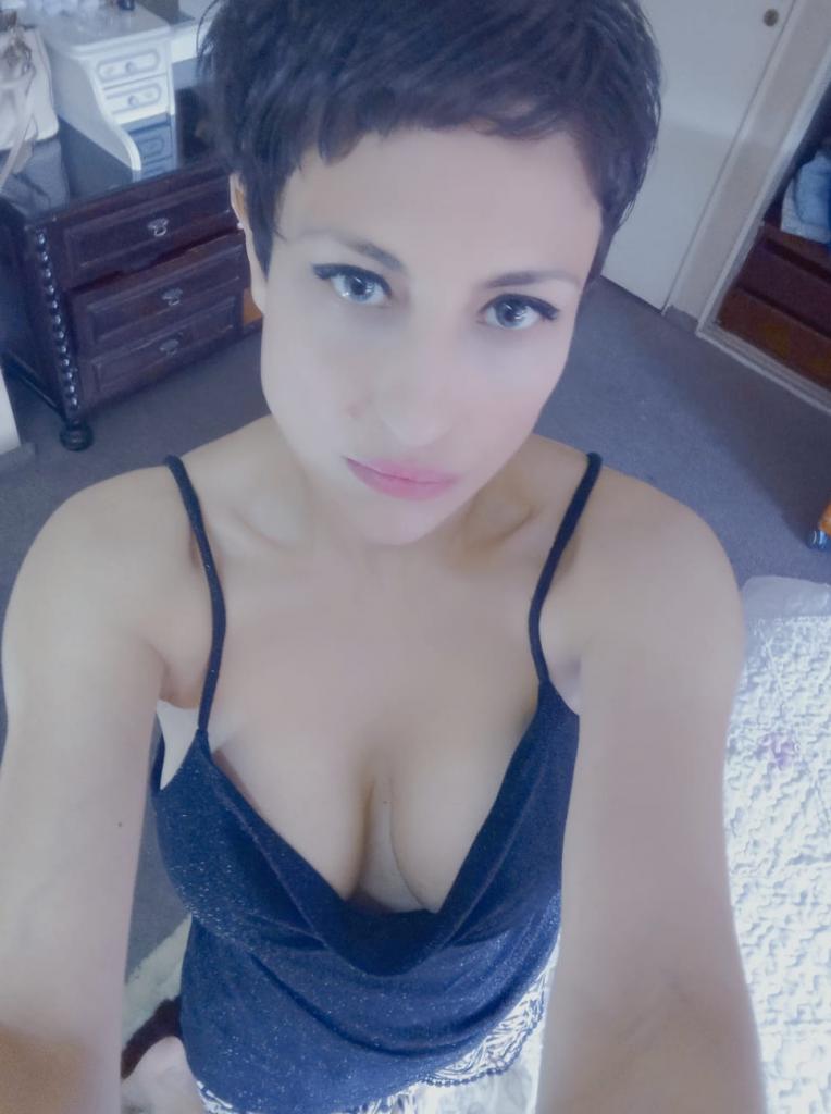 Chica busca chico en Sevilla: 