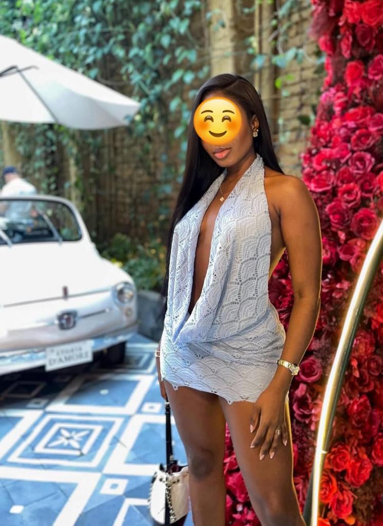 631265788: Chica busca chico en Sevilla