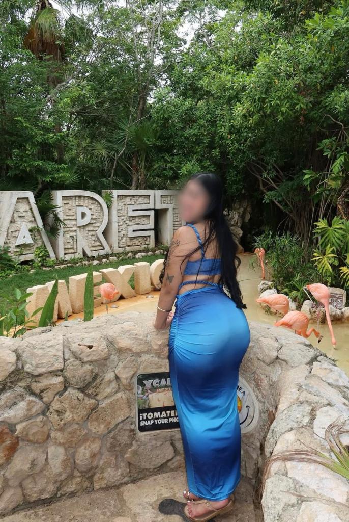 Chica busca chico en Huelva: 