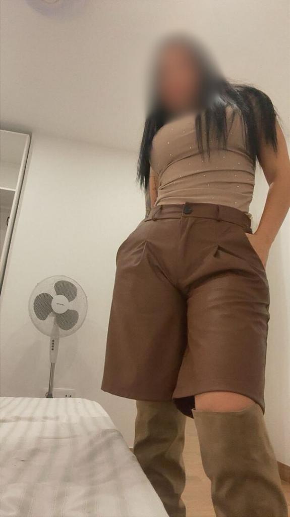 Chica busca chico en Tenerife: 