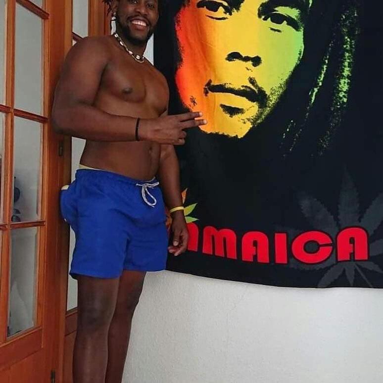 644714148: Chico busca chica en Cantabria