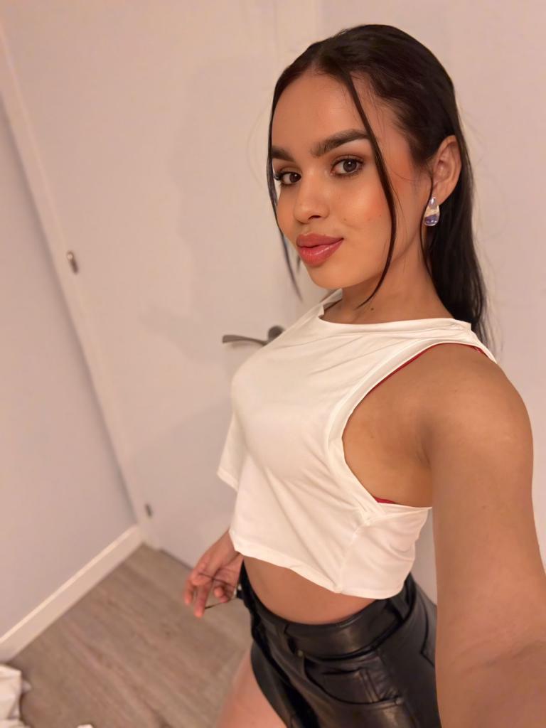 Chica busca chico en Tenerife: 