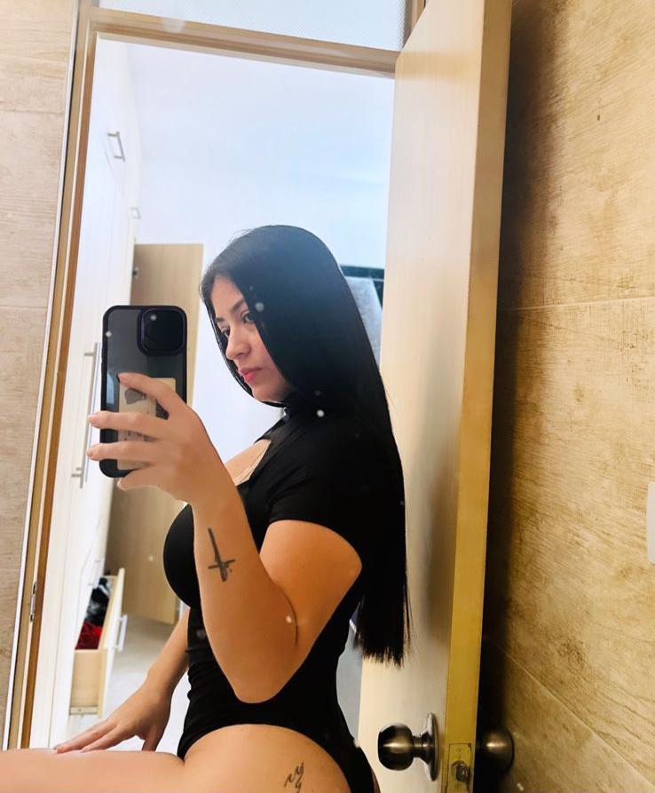 Chica busca chico en Tenerife: 