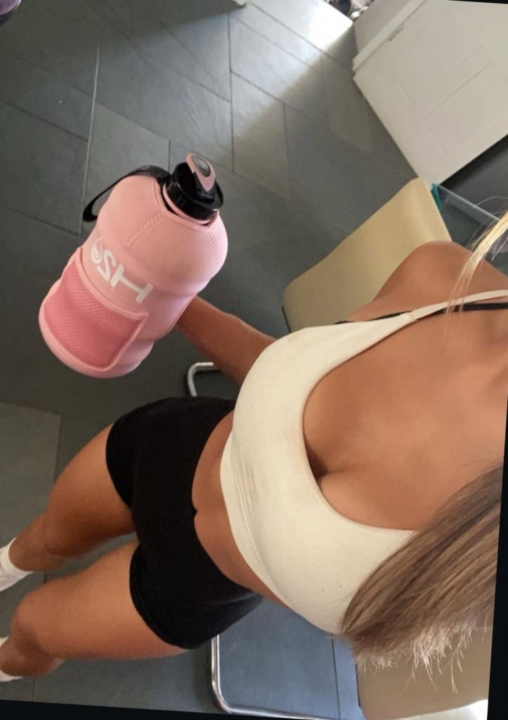 Chica busca chico en Murcia: Chica busca chico