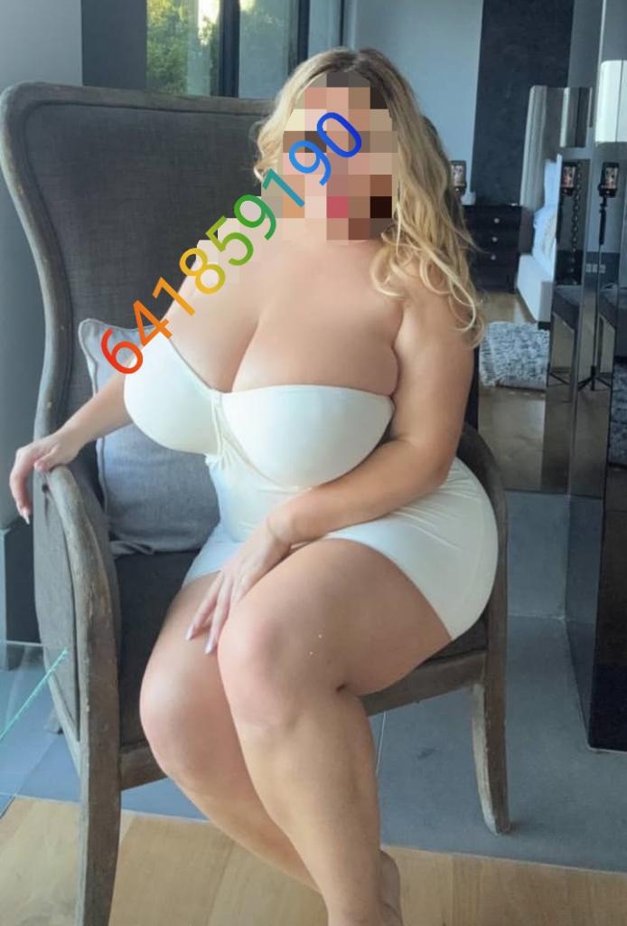 Chica busca chico en Cádiz: 