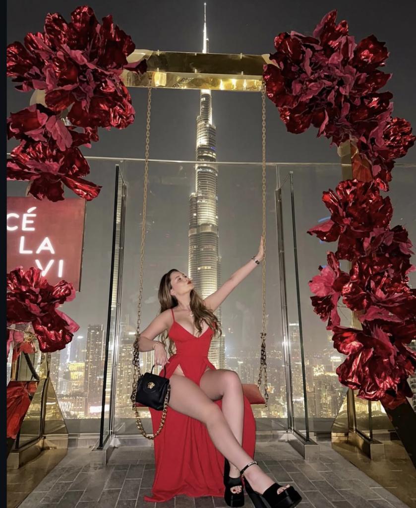 672806705: Chica busca chico en Madrid