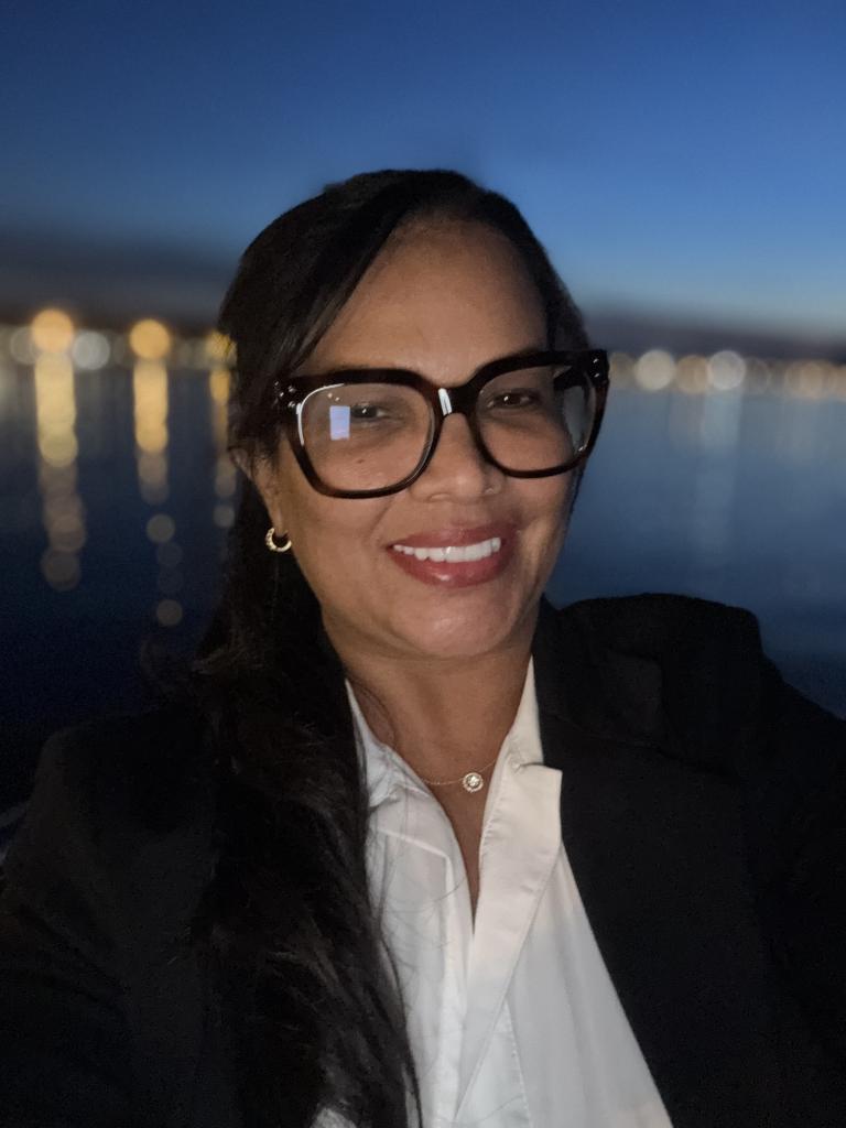 667724803: Chica busca chico en Tarragona