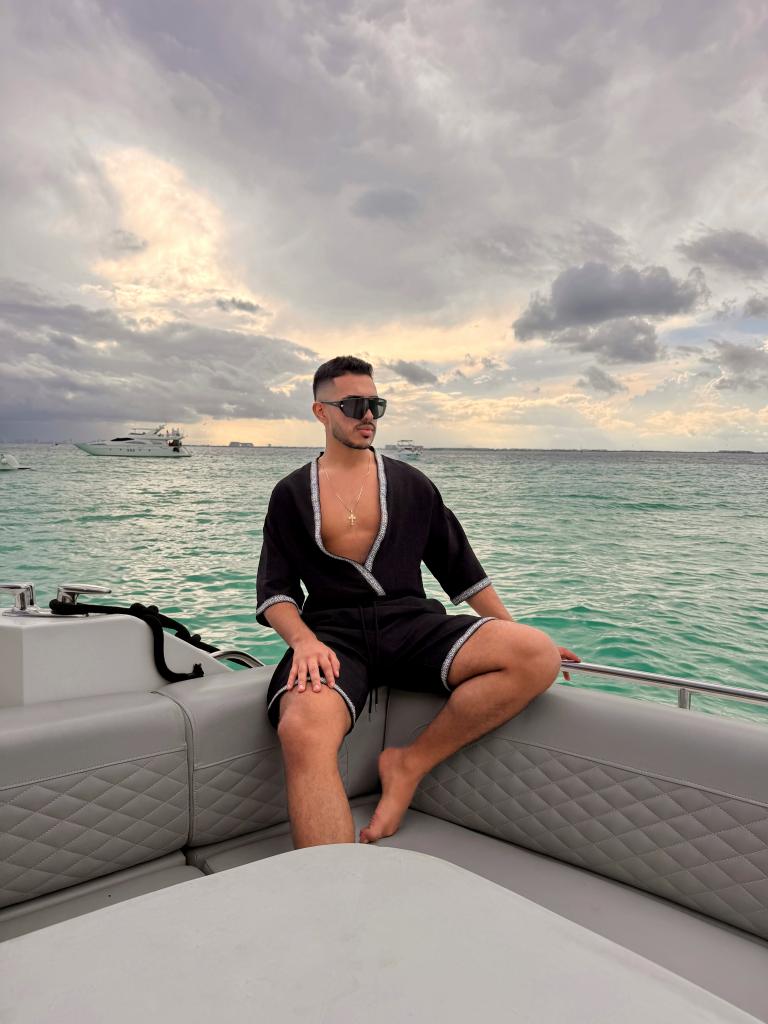 613304523: Chico busca chica en Málaga