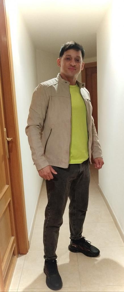 Chico busca chica en Zaragoza: 