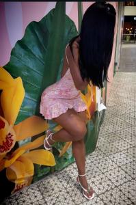 631885968: Chica busca chico en Granada