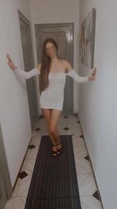 641709933: Chica busca chico en Guipúzcoa