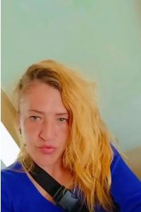 694407948: Chica busca chico en La Coruña