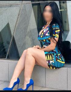672479315: Chica busca chico en Madrid