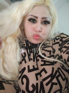 685865581: Chica busca chico en León