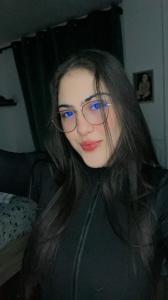 631187121: Chica busca chico en Tarragona