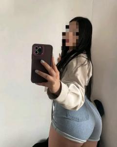 691461596: Chica busca chico en Sevilla