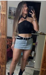 617918985: Chica busca chico en Sevilla