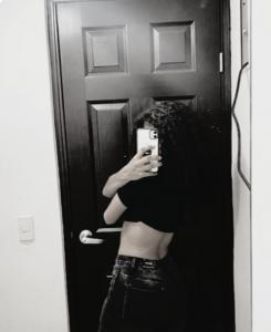 663869604: Chica busca chico en Alicante