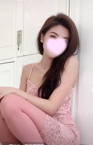 600041501: Chica busca chico en Gerona