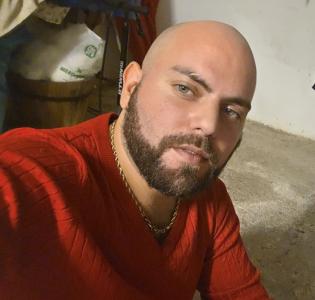 613849194: Chico busca chica en Tarragona