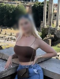 670021733: Chica busca chico en Málaga