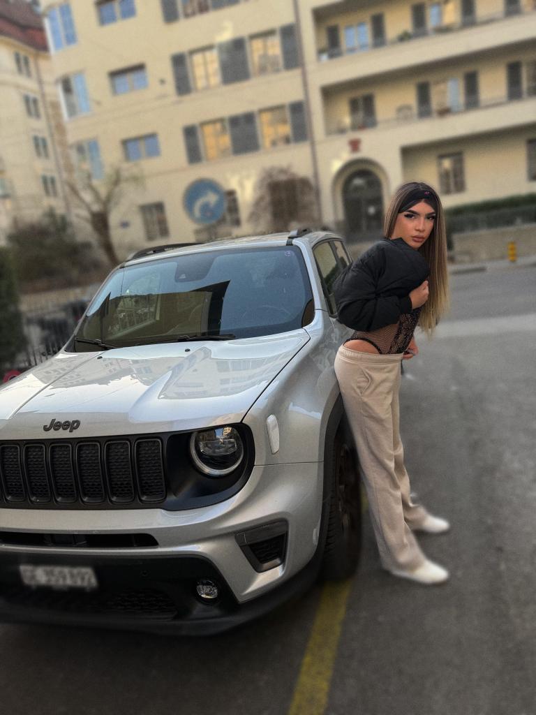 Chica busca chico en Cádiz: 